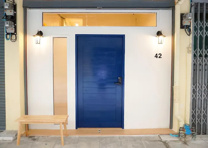 Гостевой дом Buddy House In Chinatown - Private Walk To Mrt 3*