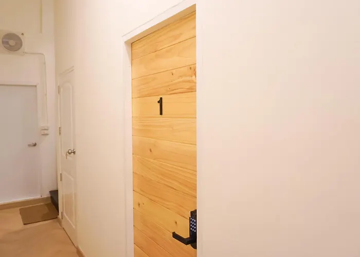 Buddy House In Chinatown - Private Walk To Mrt Бангкок